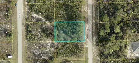 738 Chapman Ave S, Lehigh Acres, FL 33974