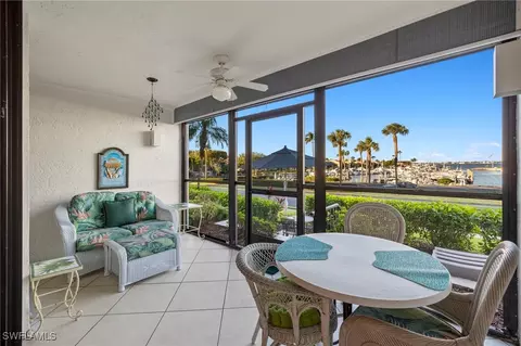 4821 S Landings Dr #106, Fort Myers, FL 33919