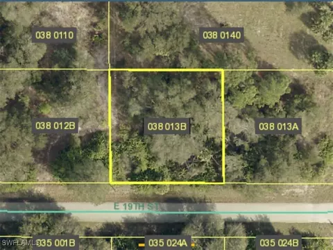 3305 E 19th St, Lehigh Acres, FL 33972