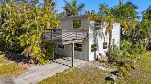 7222 Coca Sabal Ln, Fort Myers, FL 33908