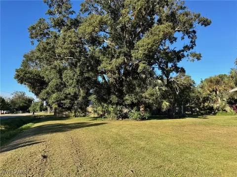 Undisclosed, Labelle, FL 33935 photo 2