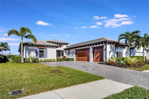 11900 White Stone Dr, Fort Myers, FL 33913