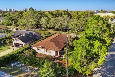 View/Area - 2975 14th St N, Naples, FL 34103 photo 2 of 8