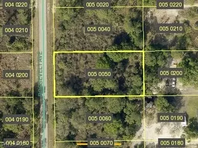 1218 Roosevelt Ave, Lehigh Acres, FL 33972