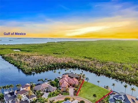 1534 Hermitage Ln, Cape Coral, FL 33914