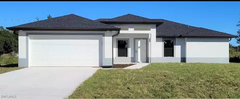 3919 20th St W, Lehigh Acres, FL 33971