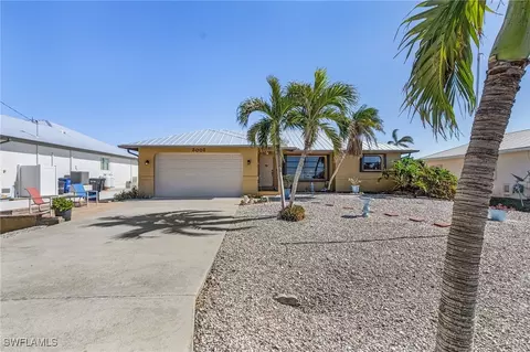 3002 Bracci Dr, Saint James City, FL 33956