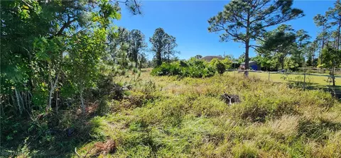 1218 Dodwin St E, Lehigh Acres, FL 33974 photo 2