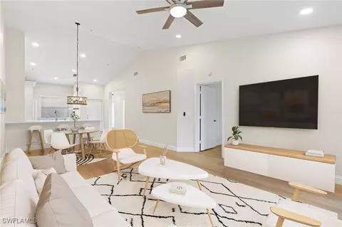6625 Huntington Lakes Cir #201, Naples, FL 34119
