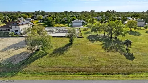 6921 Wood St, Fort Myers, FL 33905