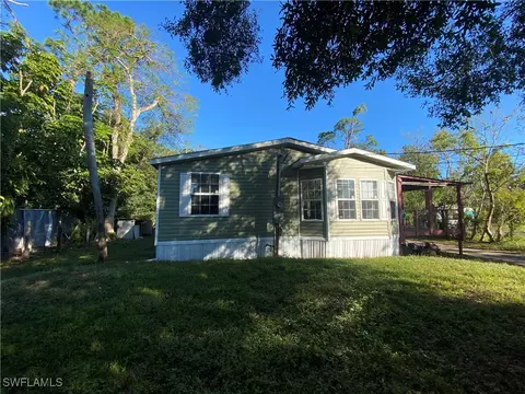 7759 Grady Dr, North Fort Myers, FL 33917