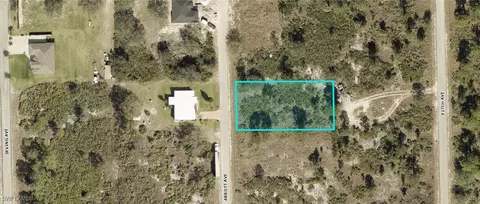 518 Abbott Ave, Lehigh Acres, FL 33972