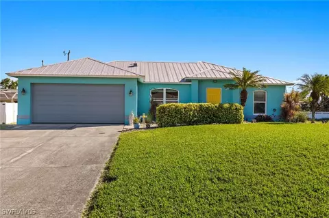 2717 SW 11th Ct, Cape Coral, FL 33914