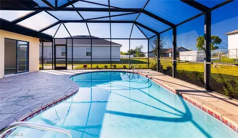 1013 NE 11th St, Cape Coral, FL 33909