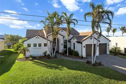 1026 NW 39th Ave, Cape Coral, FL 33993