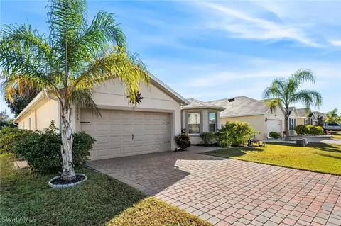 10616 Crossback Ln, Lehigh Acres, FL 33936
