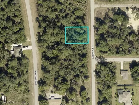172 Canary Ave S, Lehigh Acres, FL 33974