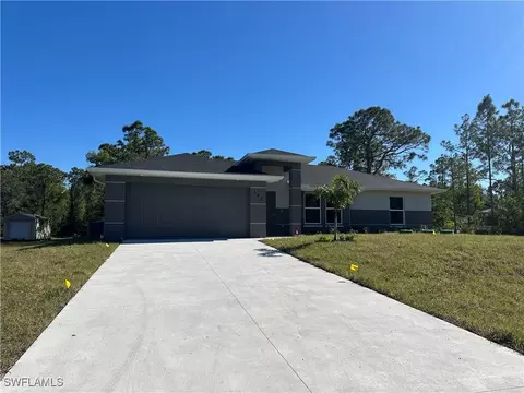 302 Johns Ave, Lehigh Acres, FL 33936