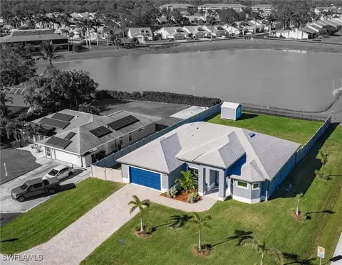 25400 Carney Cir, Bonita Springs, FL 34135
