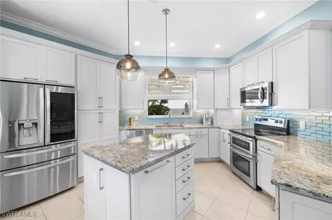 Kitchen - 20196 Markward Xing, Estero, FL 33928 photo 4 of 4