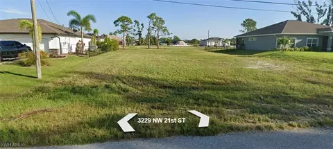 3229 NW 21st St, Cape Coral, FL 33993