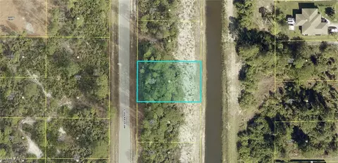 461 Western Ave S, Lehigh Acres, FL 33974