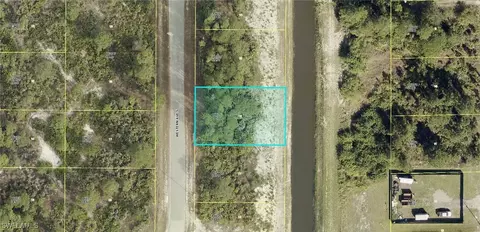 463 Western Ave S, Lehigh Acres, FL 33974