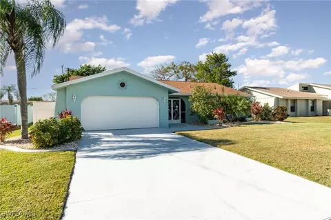 4102 SE 2nd Ave, Cape Coral, FL 33904