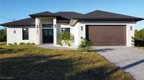609 Theodore Vail St E, Lehigh Acres, FL 33974