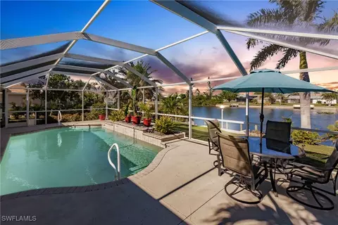 617 SE 21st St, Cape Coral, FL 33990