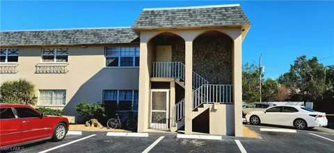 4923 Vincennes Ct #8, Cape Coral, FL 33904