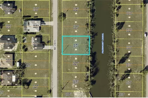 1013 NE 5th Pl, Cape Coral, FL 33909