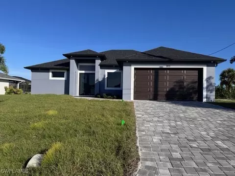 925 NW 8th Ter, Cape Coral, FL 33993