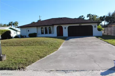 351 Lakeview Dr, North Fort Myers, FL 33917