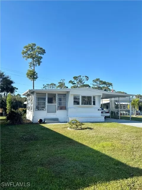 822 Hollyberry Ct, North Fort Myers, FL 33917