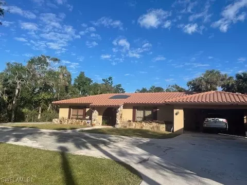 240 Rose St, North Fort Myers, FL 33903