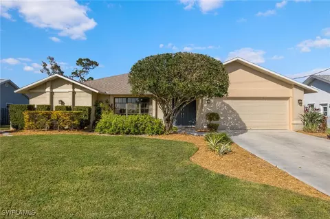 17241 Meadow Lake Cir, Fort Myers, FL 33967