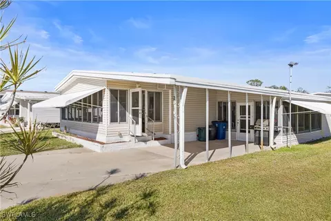 26104 Kings Rd, Bonita Springs, FL 34135