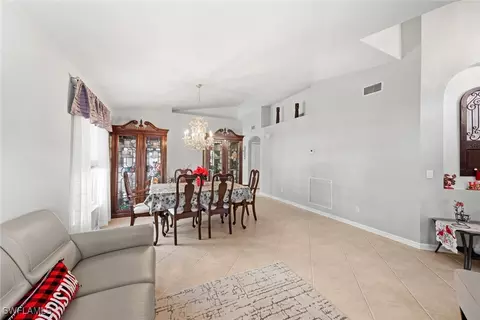 21549 Berwhich Run, Estero, FL 33928 photo 10