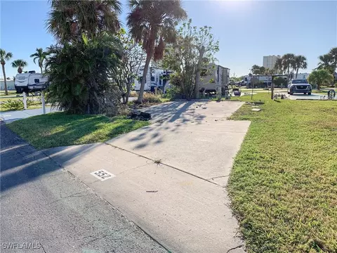 19681 Summerlin Apt 552 Rd, Fort Myers, FL 33908