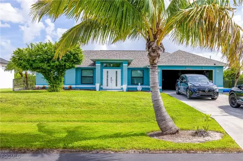 2724 SW 1st Ter, Cape Coral, FL 33991