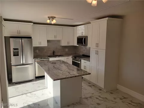 1350 Woodrose Ct #2, Fort Myers, FL 33907