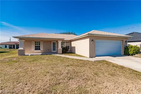 4124 NE 22nd Pl, Cape Coral, FL 33909