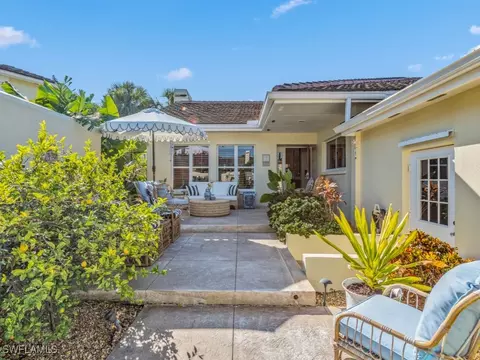 3161 Greenflower Ct, Bonita Springs, FL 34134