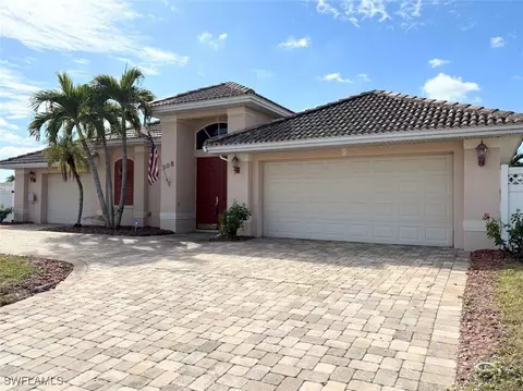 308 Nicholas Pkwy E, Cape Coral, FL 33990