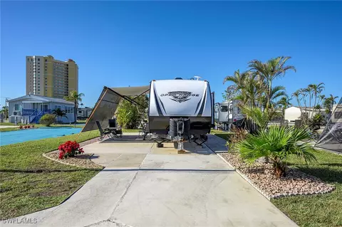 19681 Summerlin Apt I-159 Rd, Fort Myers, FL 33908