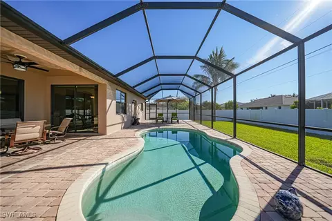 1720 Beach Pkwy W, Cape Coral, FL 33914