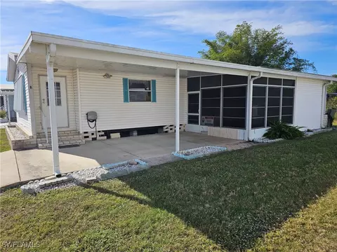 29 Aloe St, Alva, FL 33920