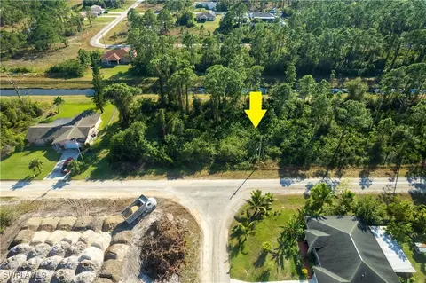 1114 Bari St E, Lehigh Acres, FL 33974
