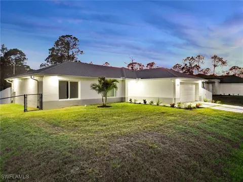 3306 E 7th St, Lehigh Acres, FL 33972